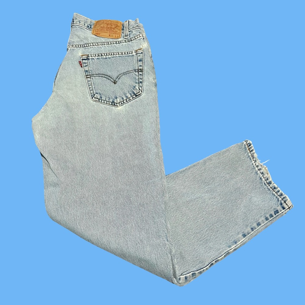 Levis 550 Relaxed Fit Jeans Mens 33x32 Light Wash Denim Vintage Distressed